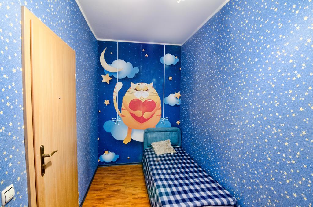 Apartamenty Lesi Ukrainky 17 リヴィウ 部屋 写真