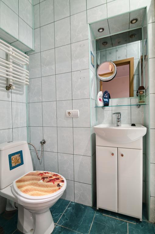 Apartamenty Lesi Ukrainky 17 リヴィウ エクステリア 写真